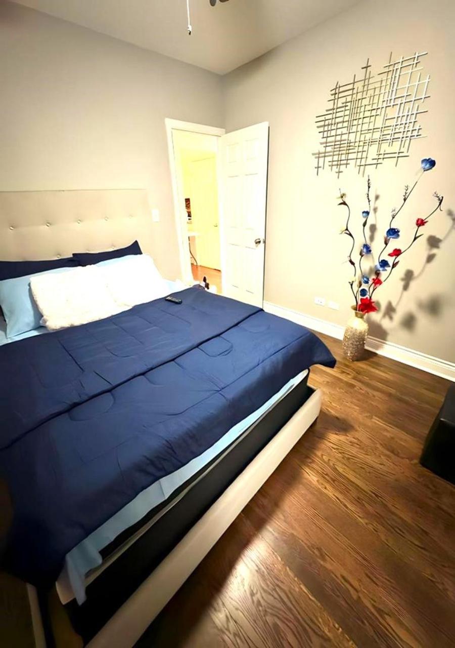 Fully Equipped Cozy 4/5 Br Apartment Чикаго Екстериор снимка