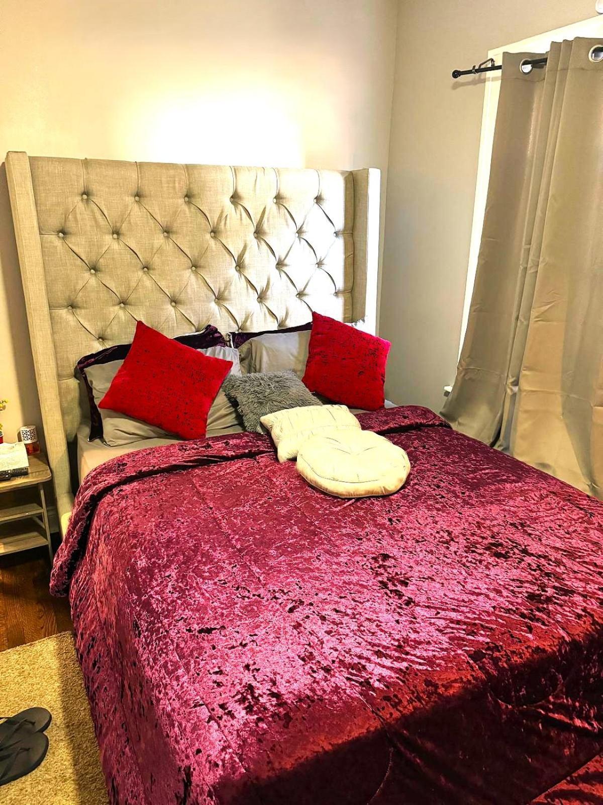 Fully Equipped Cozy 4/5 Br Apartment Чикаго Екстериор снимка